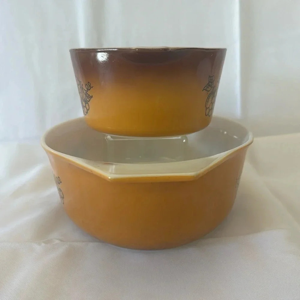 Vintage Pyrex OLD ORCHARD Ovenware Casserole Dishes 045 2.5 QT 473 1 QT - Picture 2 of 10